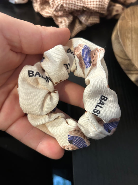 "Darcy" Scrunchie